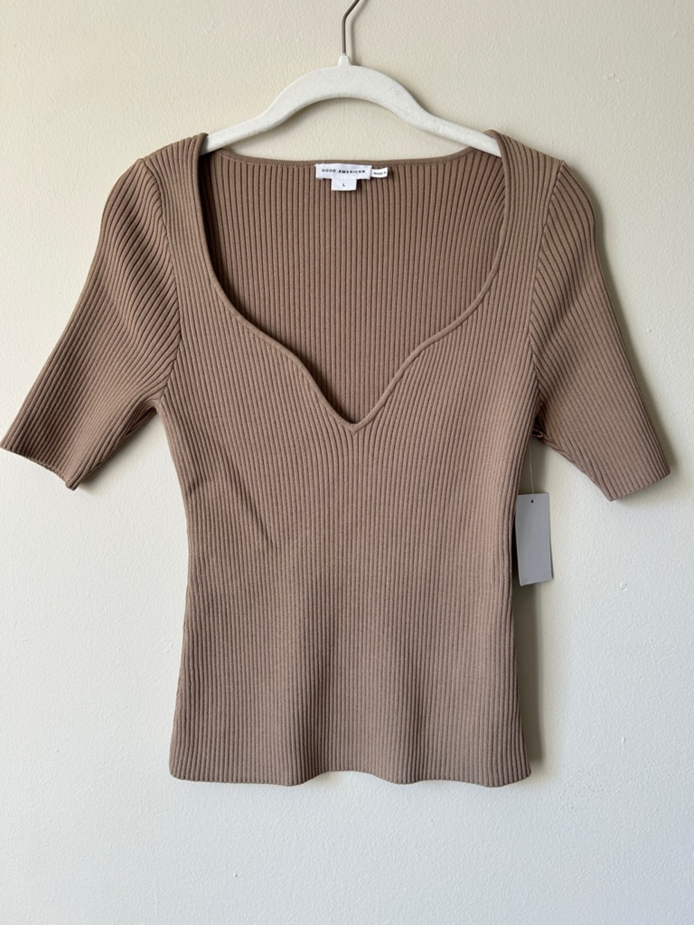 Good American Virgo Short Sleeve Ribbed Top